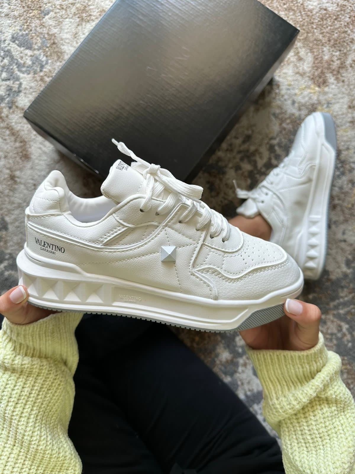 VALENTINO GARAVANI HOMBRE Y DAMA