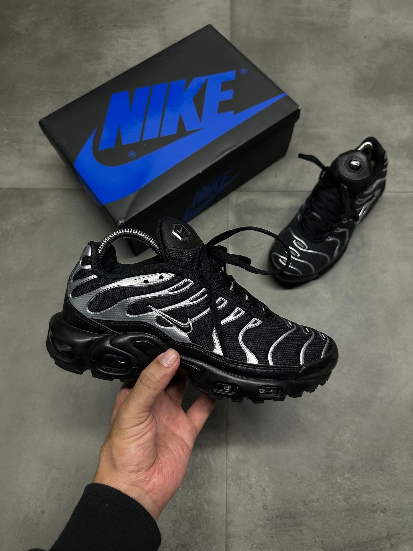 NIKE TN SILVER