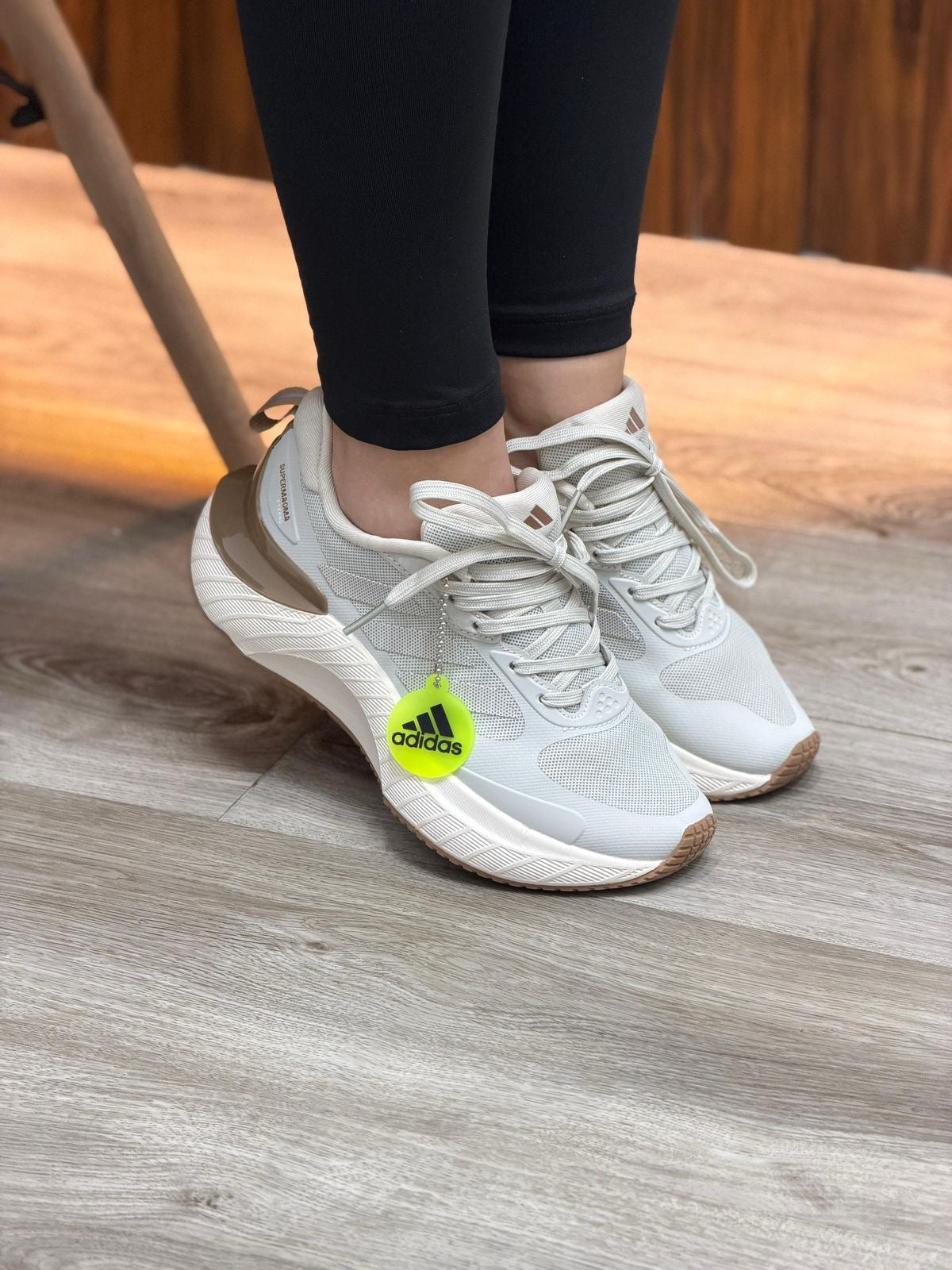 ADIDAS SUPERMAGMA DAMA