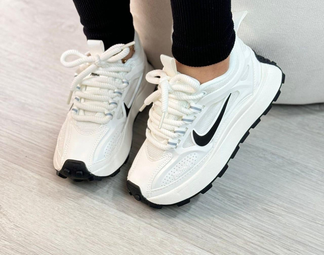 NIKE BAILLELI BLANCA