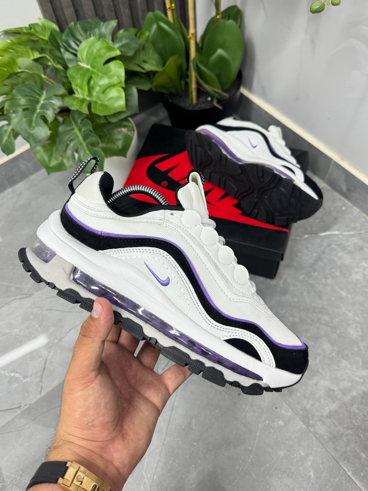 NIKE AIR MAX 2000