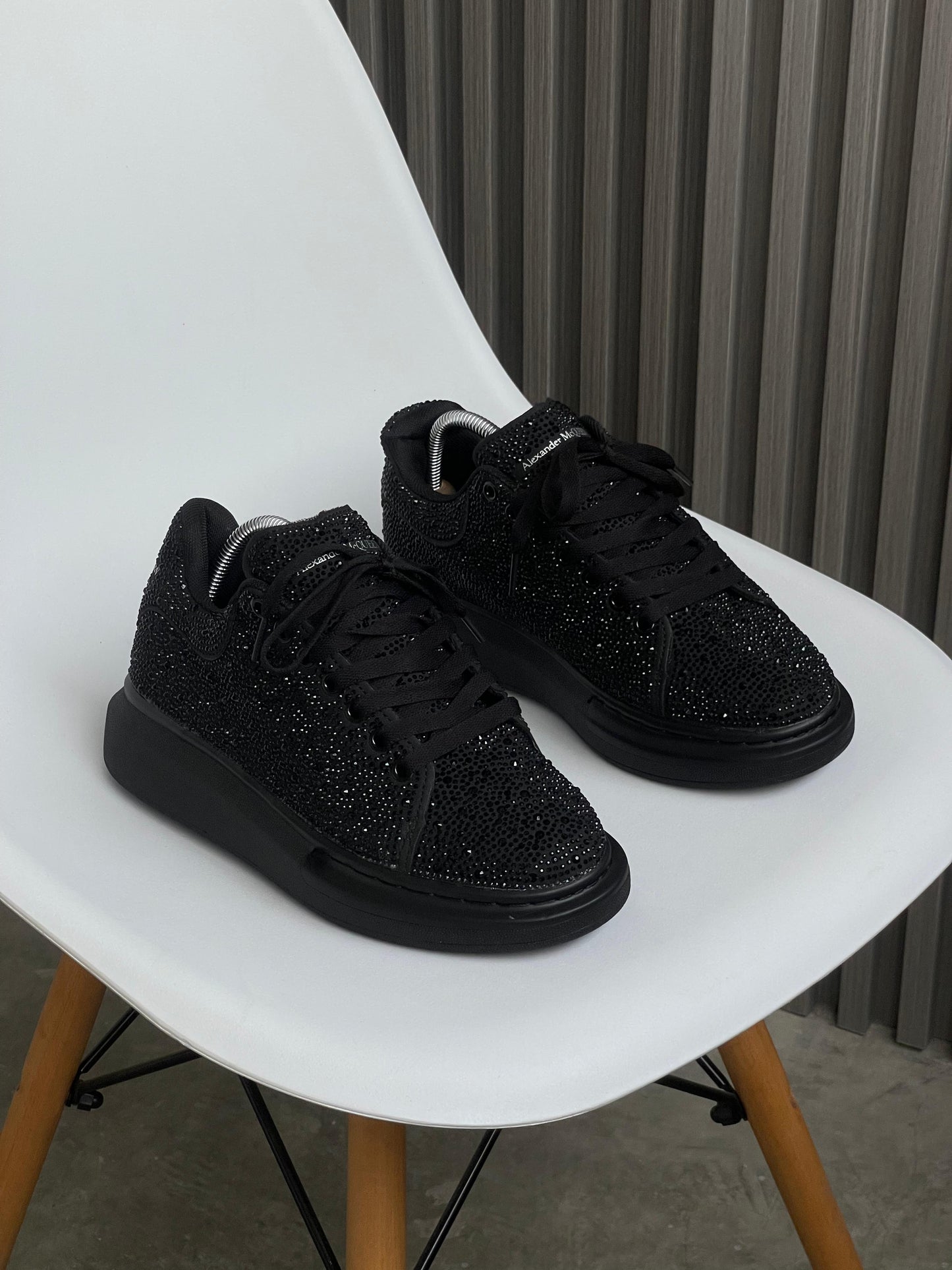 ALEXANDER MCQUEEN NEGRO BRILLANTE