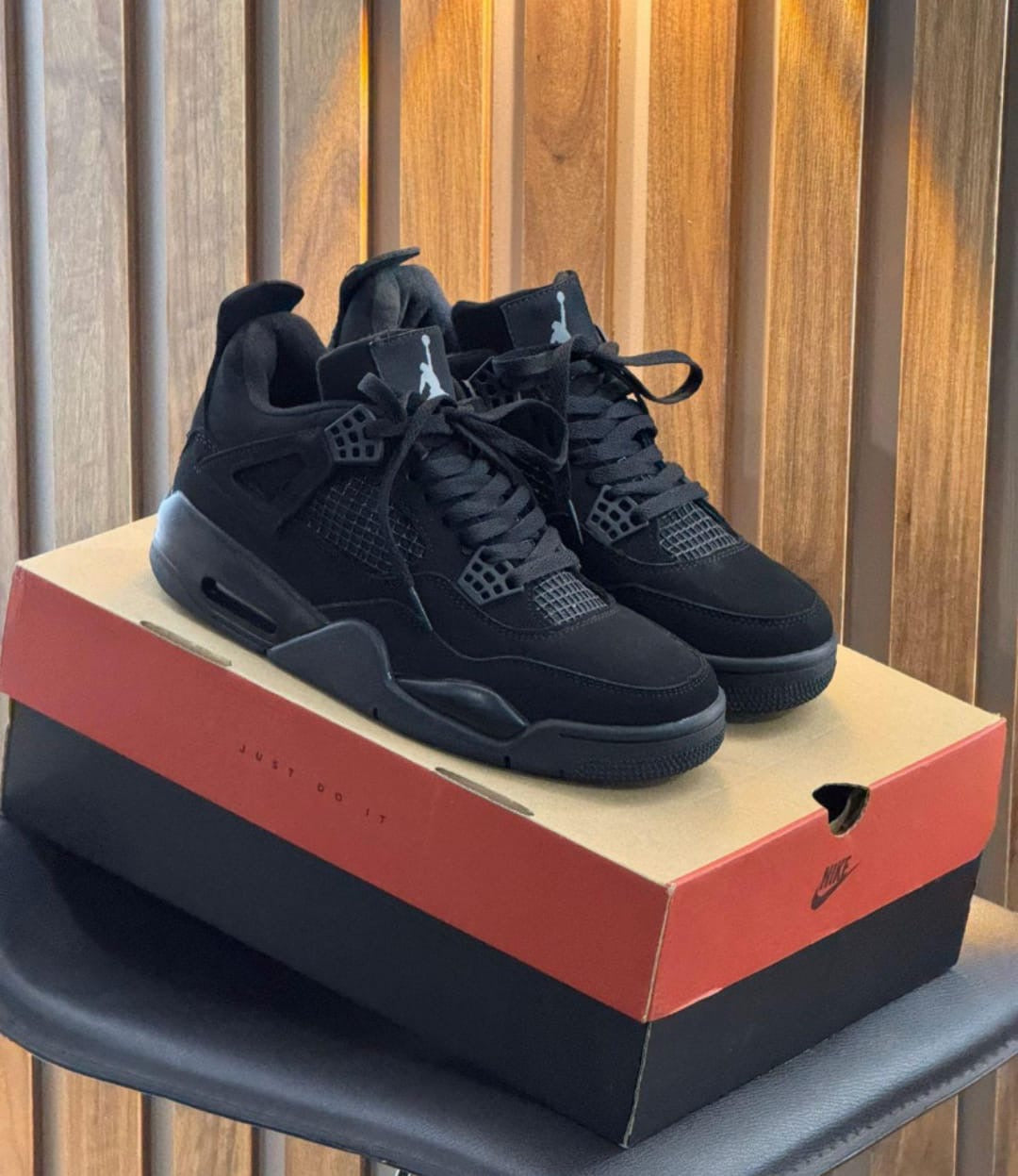 JORDAN RETRO 4 | BLACK CAT