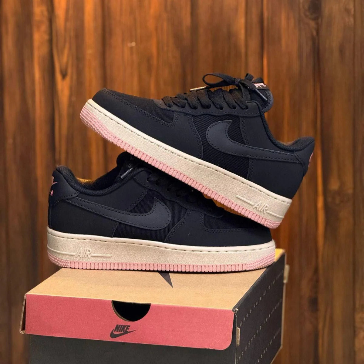 NIKE AF1 NEGRO ROSA