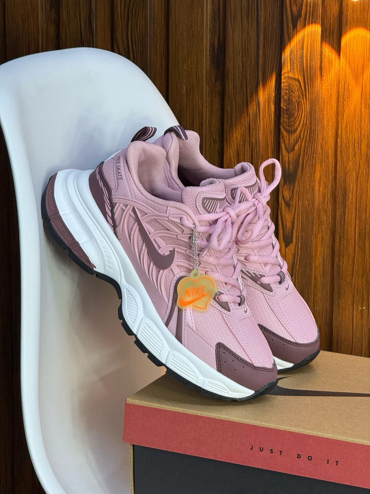 NIKE SKATE ROSA