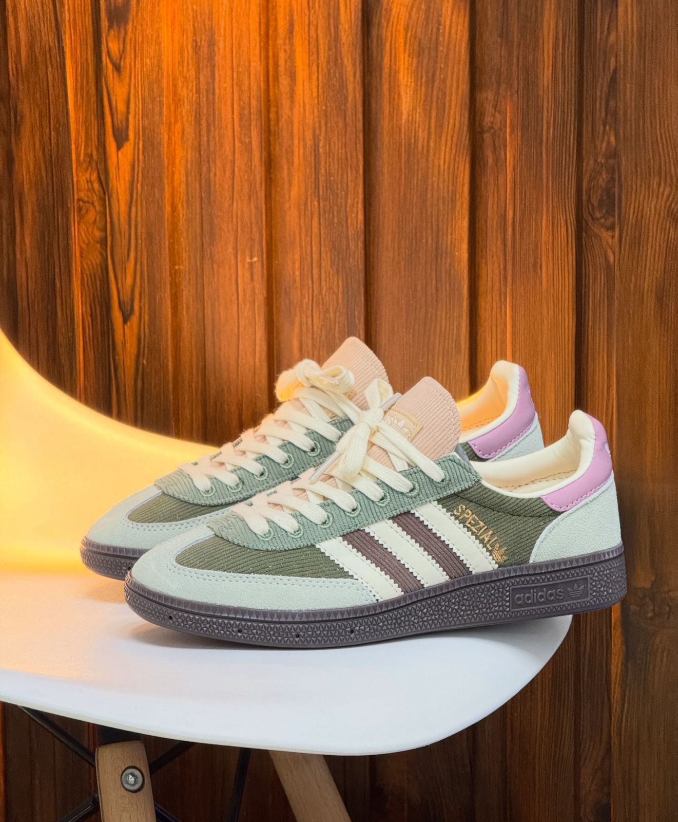 ADIDAS SPEZIAL