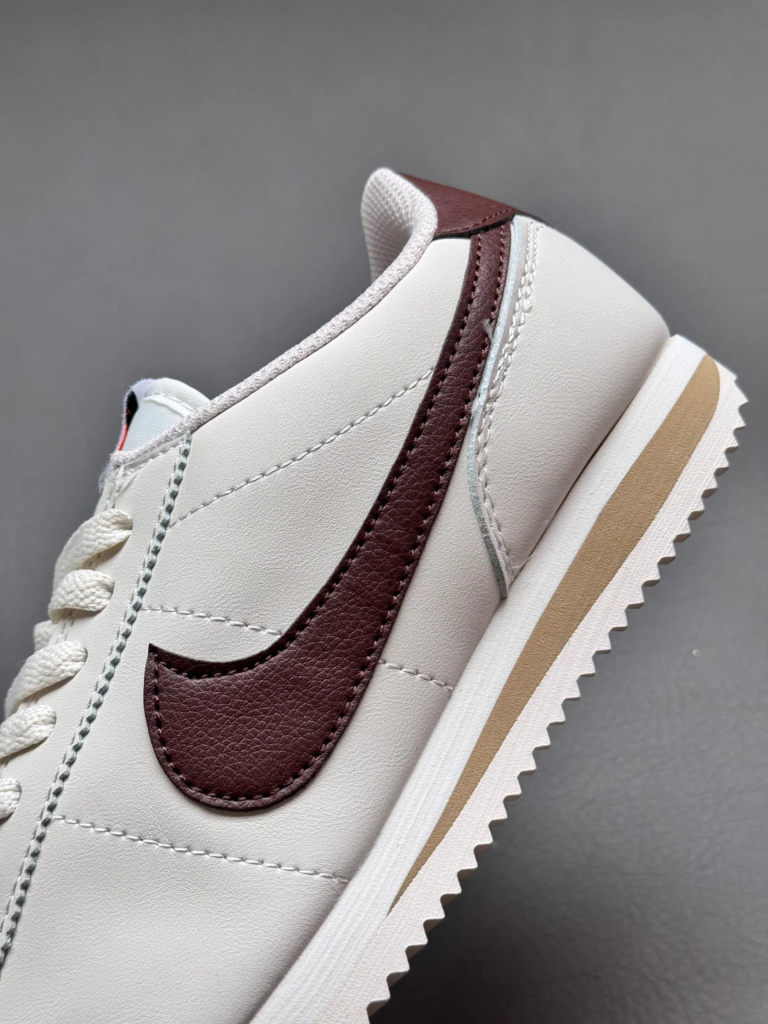 NIKE CORTEZ | CAFÉ