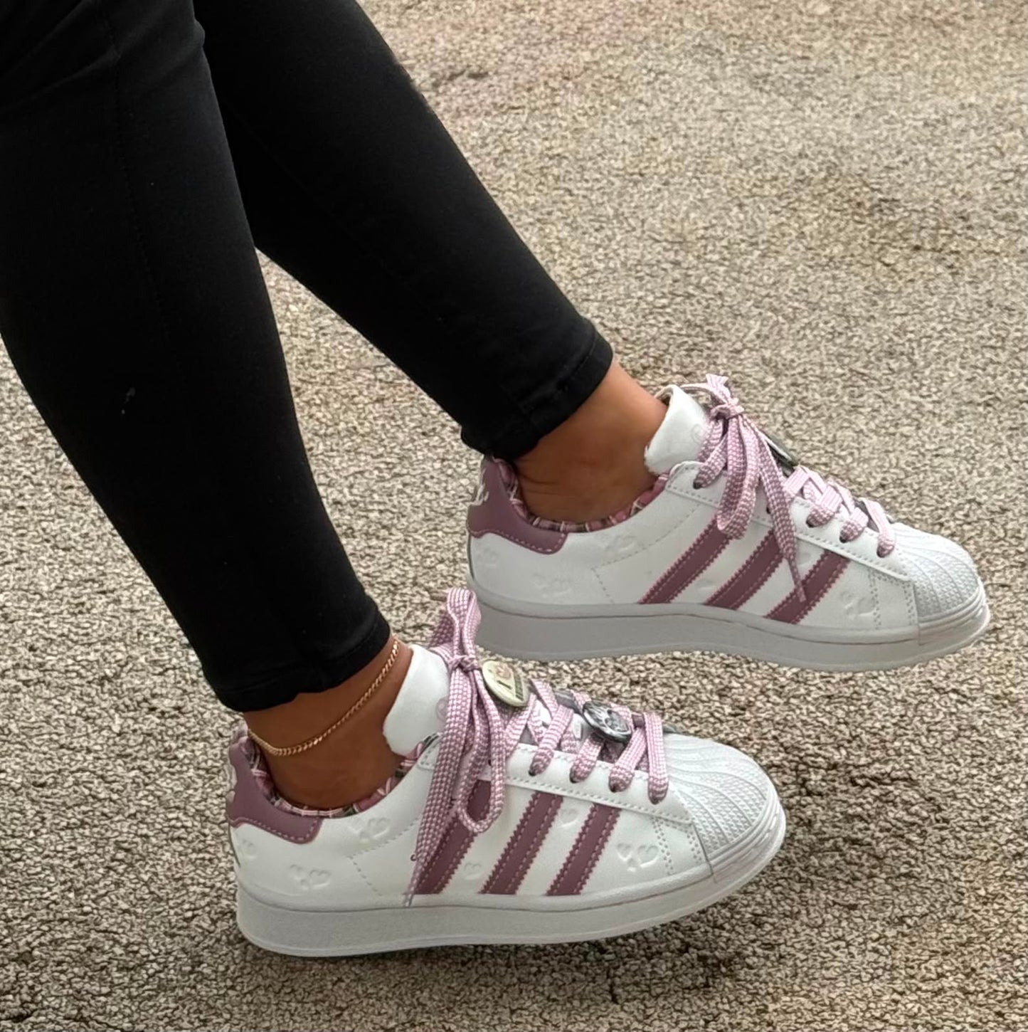 ADIDAS SUPERSTAR