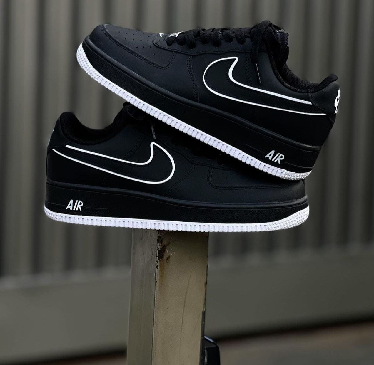 NIKE AF1 NEGRO | BLANCO