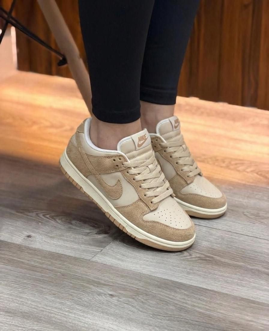 NIKE SB DUNK | BEIGE