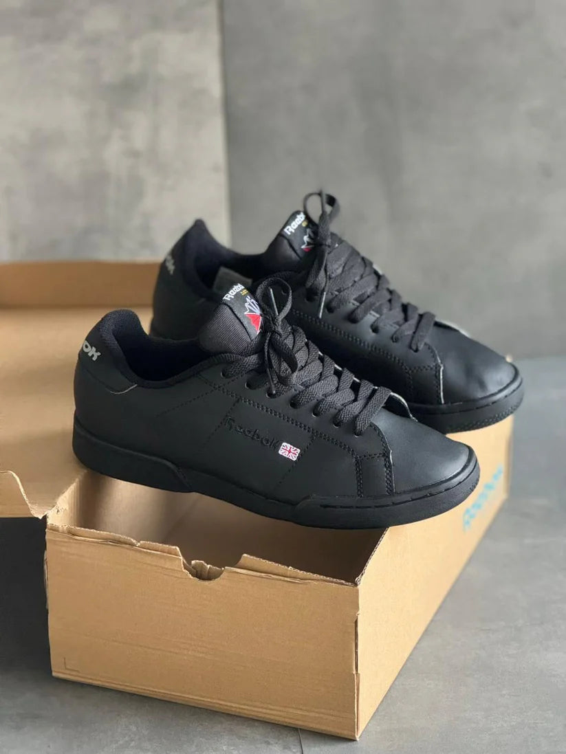 REEBOK PRINCESA NEGRA