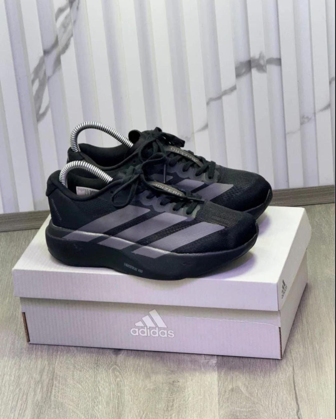ADIDAS ADIZERO NEGRO GRIS