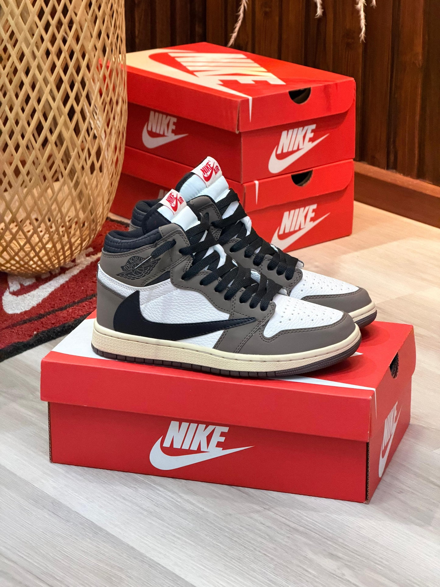 JORDAN TRAVIS SCOTT