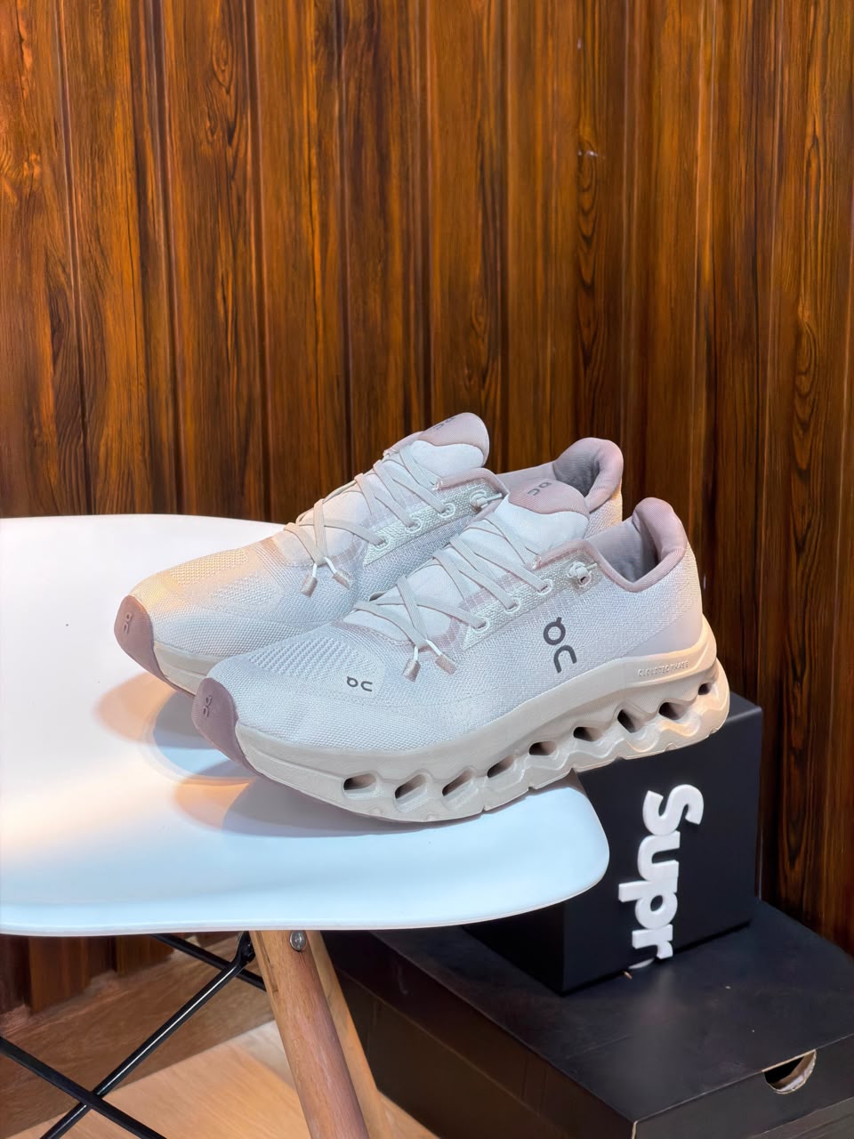 ON CLOUD RUNNER BEIGE