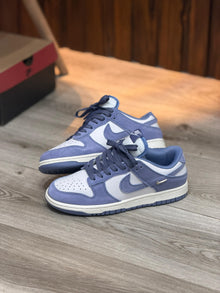 NIKE SB DUNK