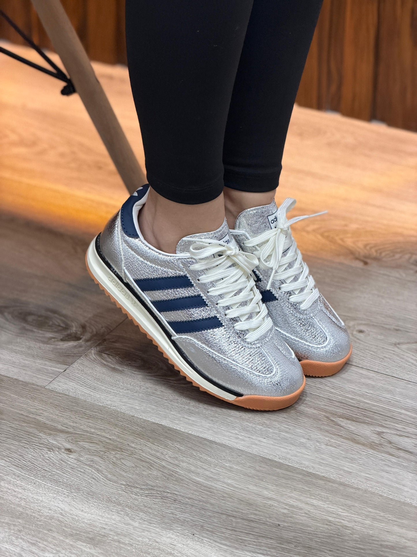 ADIDAS SL 72 PLATEADO