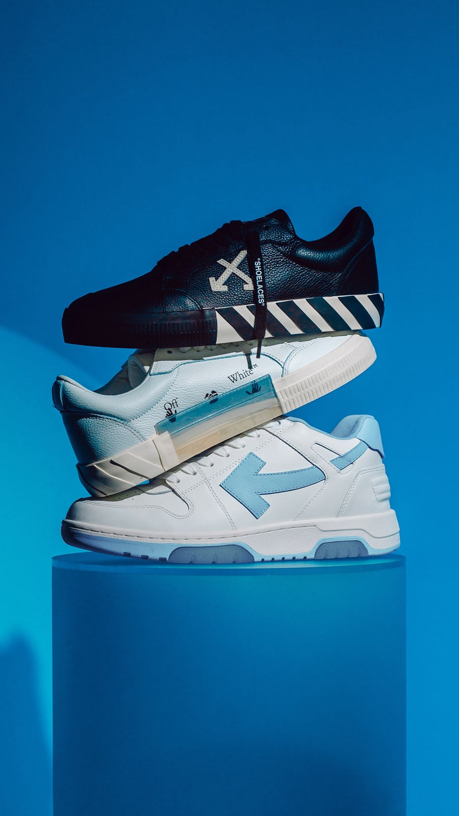 OFF WHITE