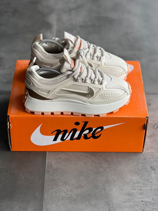 NIKE BAILLELI BEIGE
