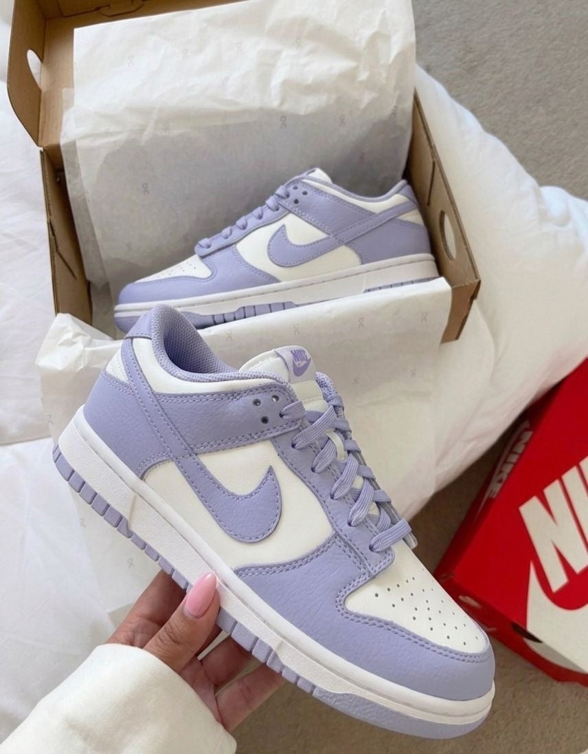 NIKE DUNK MORADO
