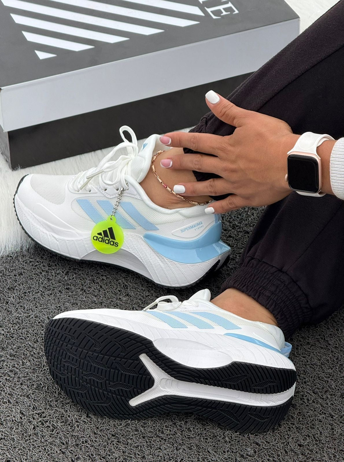 ADIDAS SUPERMAGMA DAMA