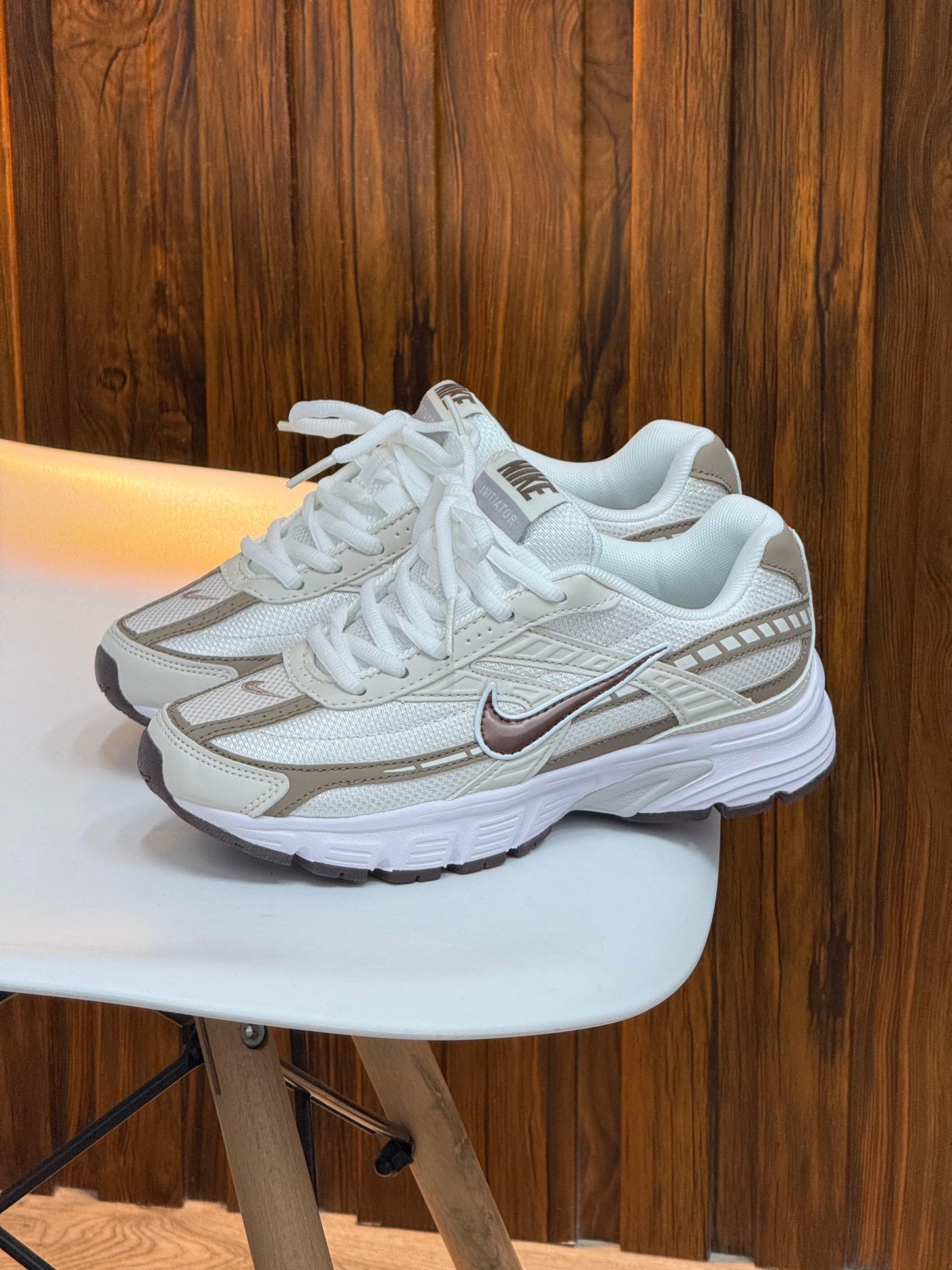 NIKE INITIATOR BEIGE CAFE