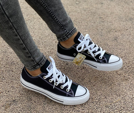 CONVERSE CLÁSICO NEGRO