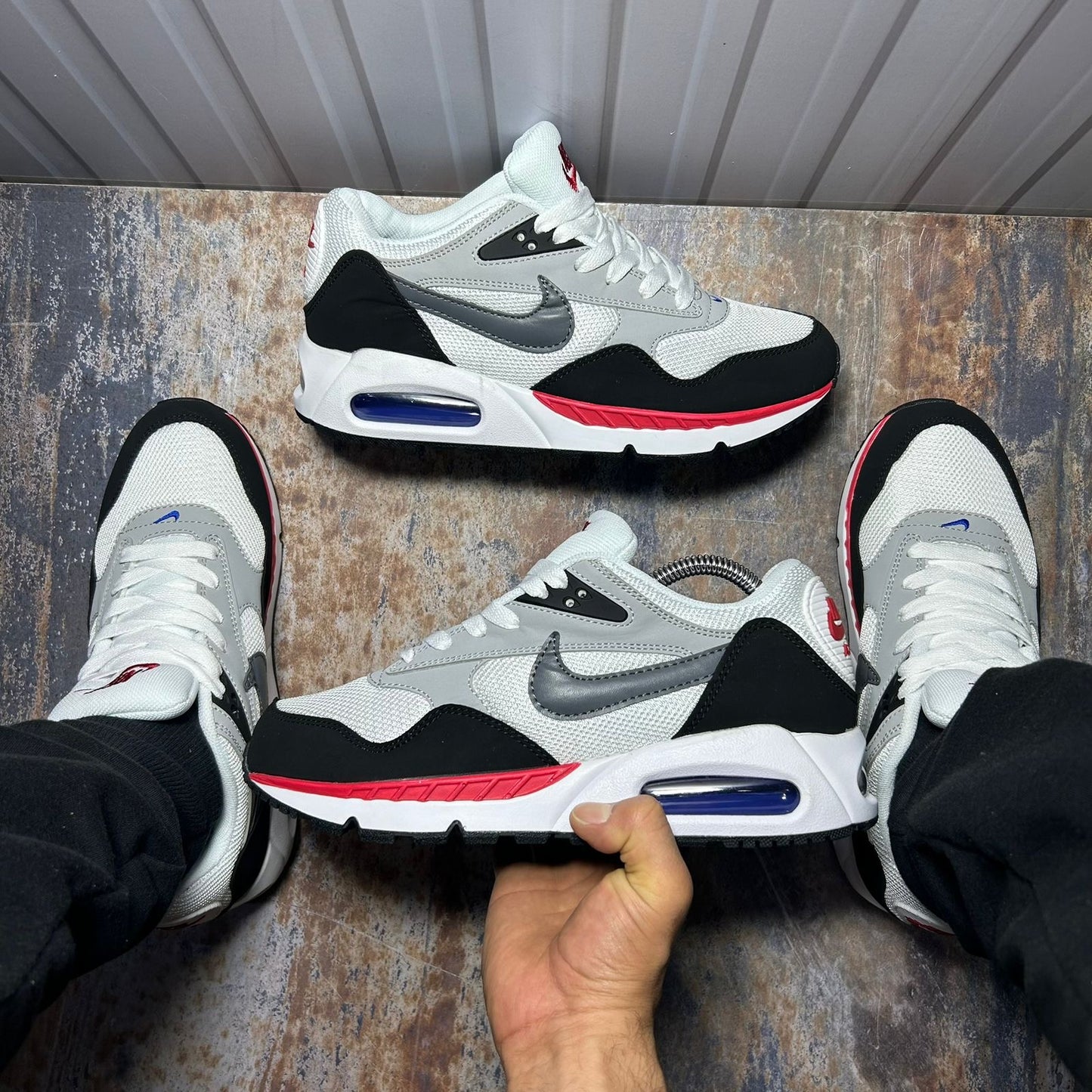 NIKE AIR MAX CORRELATE