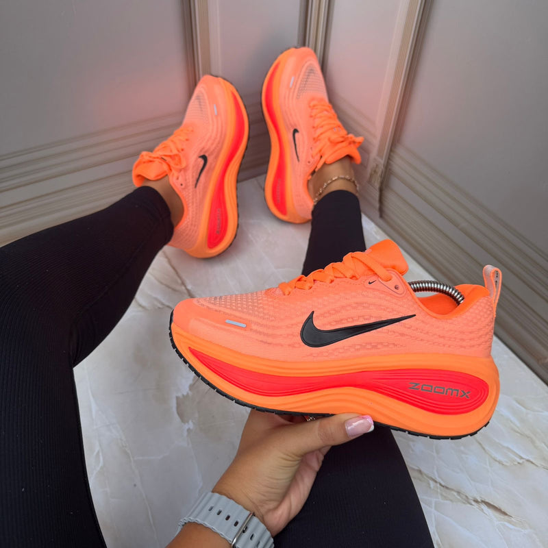 NIKE ZOOM X