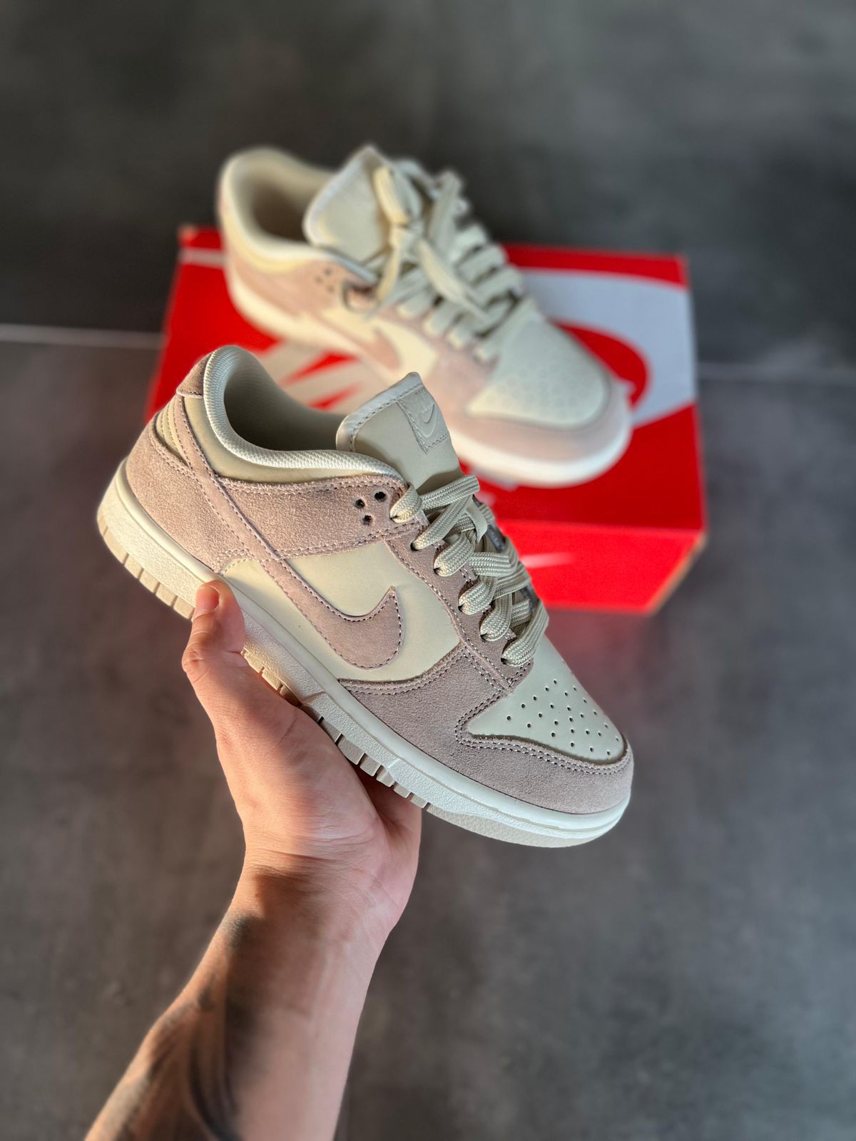 NIKE SB DUNK | BEIGE