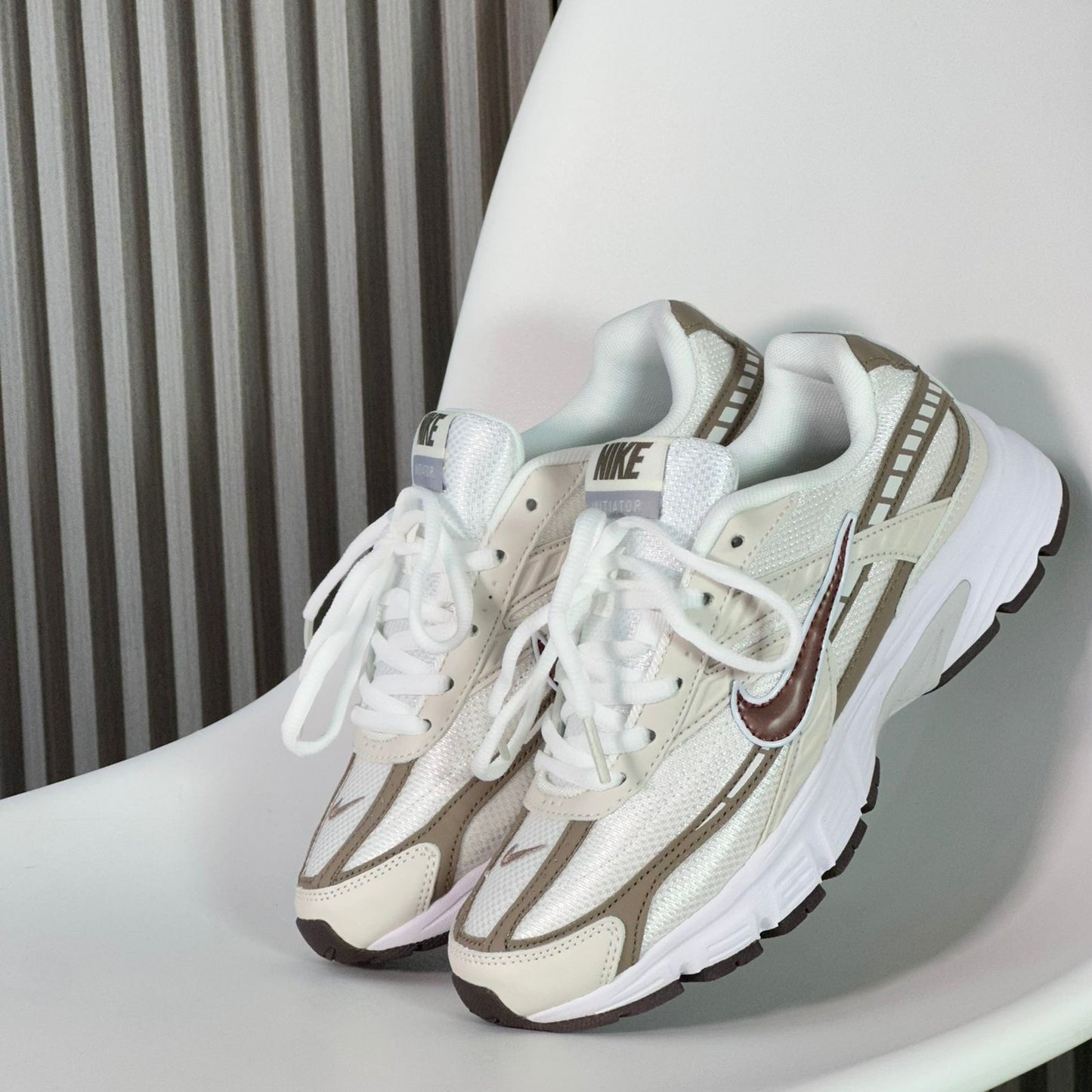 NIKE INITIATOR BEIGE CAFE
