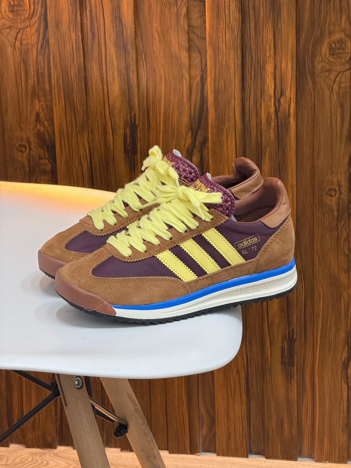 ADIDAS SL 72