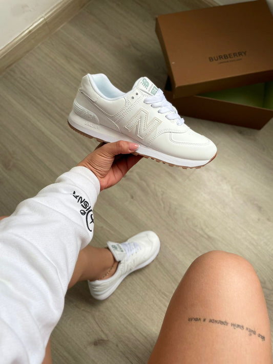 NEW BALANCE 574