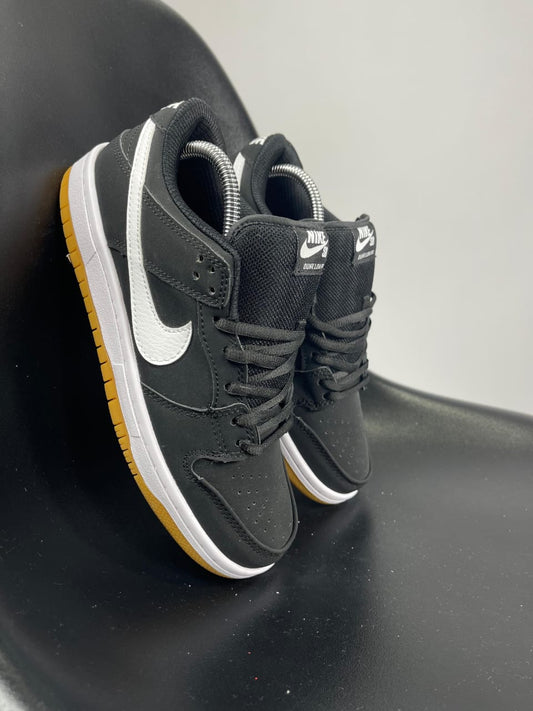 NIKE SB DUNK