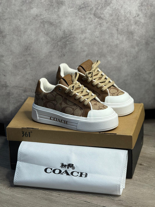 COACH CAFE