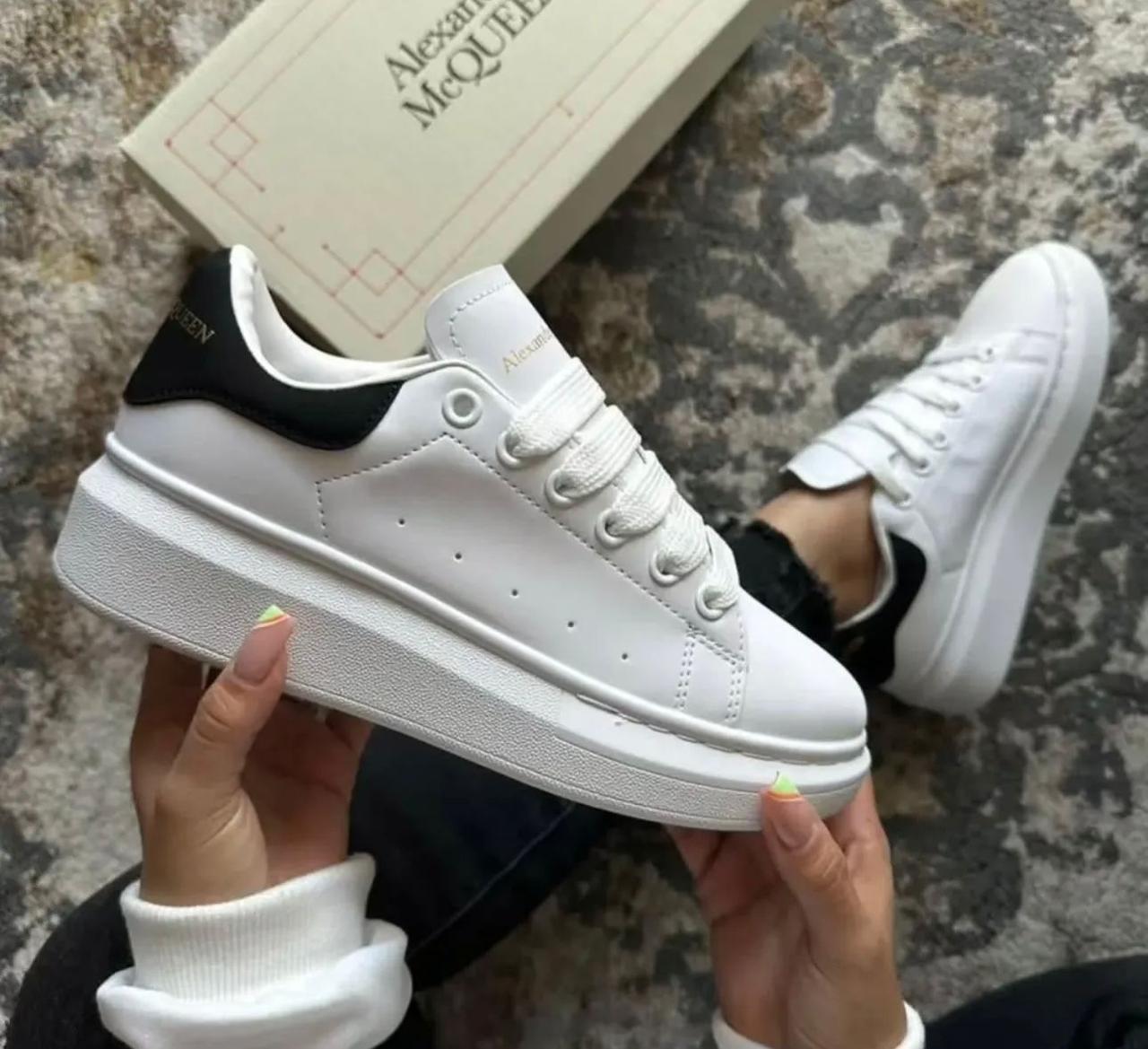 ALEXANDER MCQUEEN BLANCO