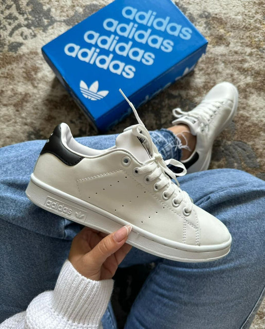 ADIDAS STAN SMITH