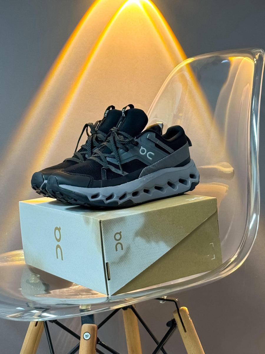 ON CLOUD NEGRO