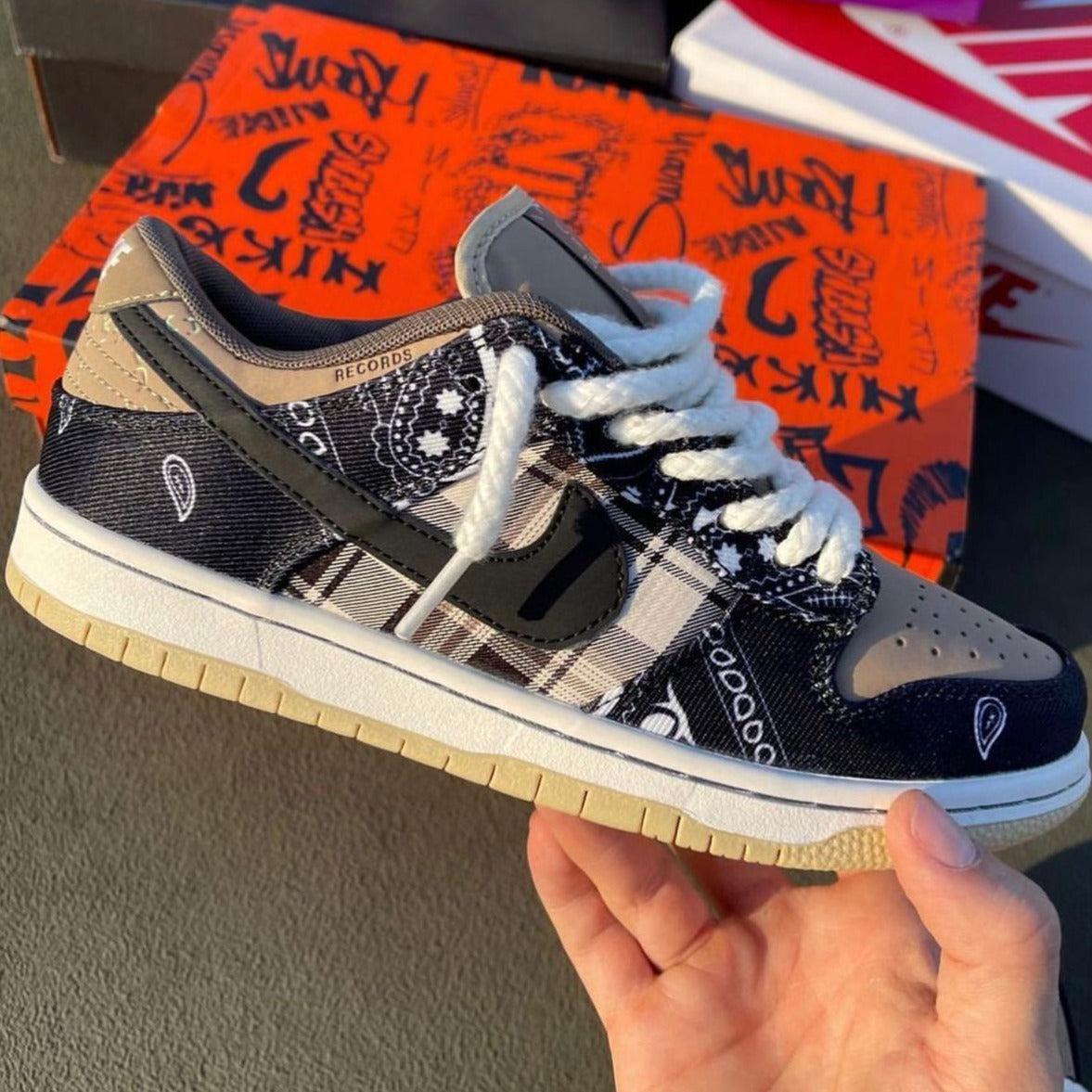 Nike SB Dunk Low Travis Scott | Hombre y Dama