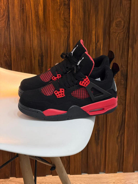 JORDAN RETRO 4