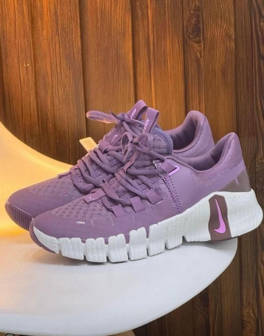 NIKE METCON 6 MORADA