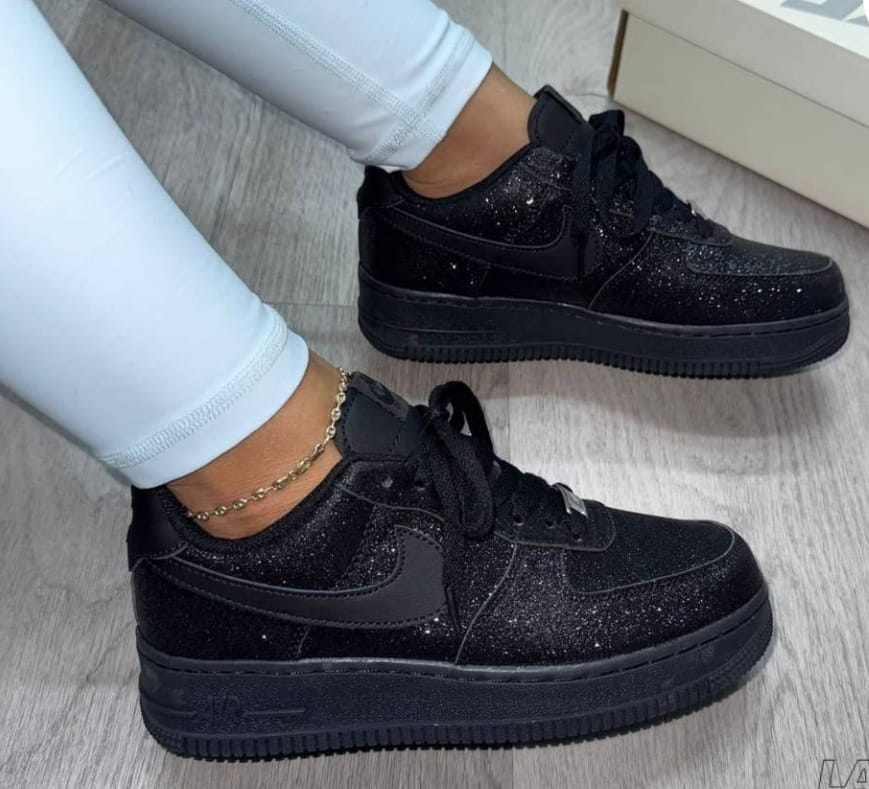NIKE F1 NEGRA BRILLANTE