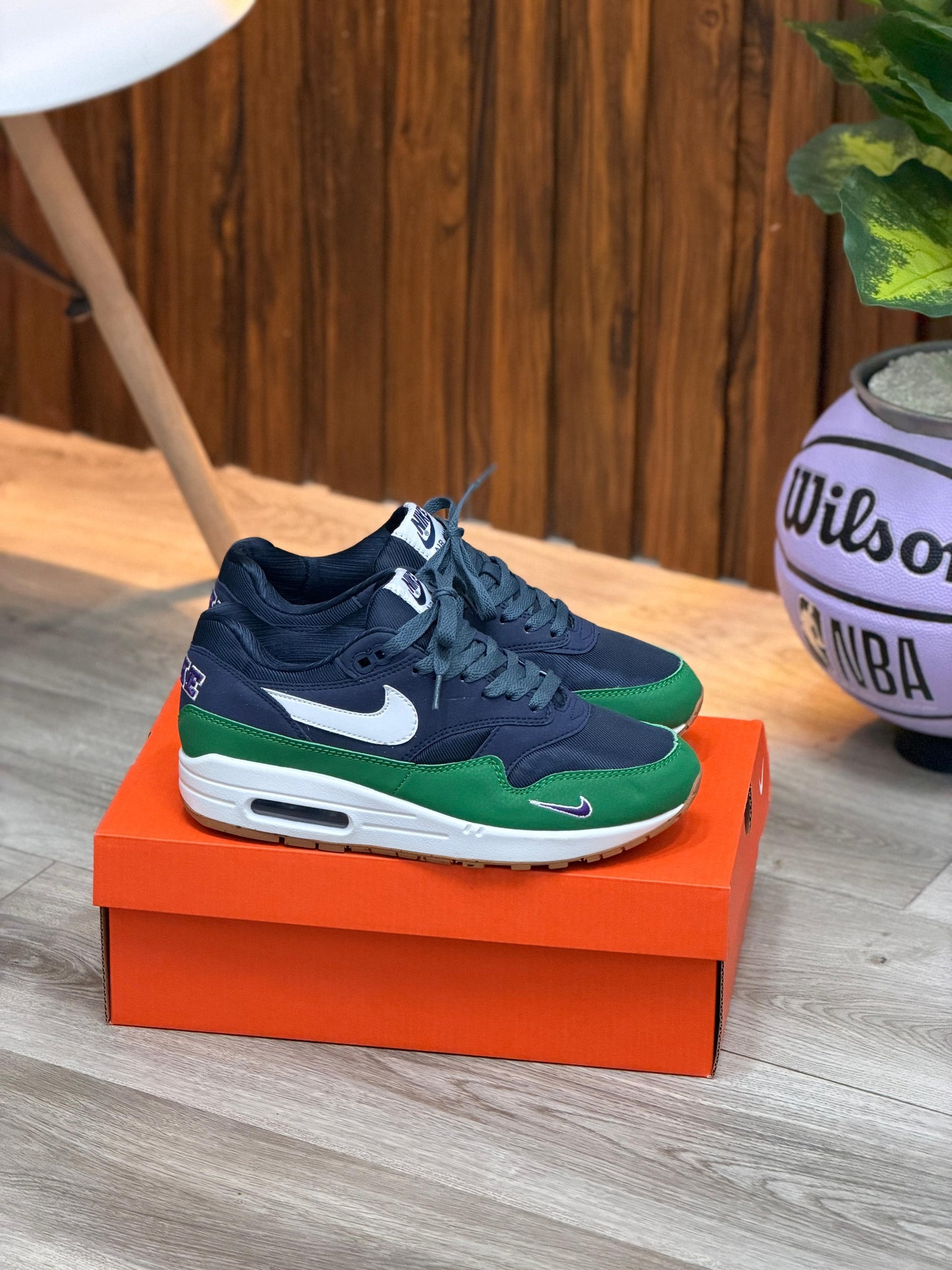 NIKE AIR MAX 1