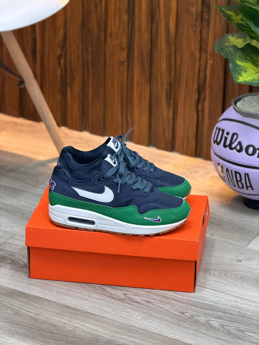 NIKE AIR MAX 1
