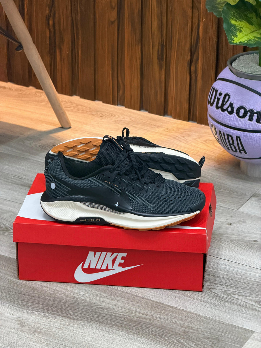 NIKE PEGASUS TRAIL
