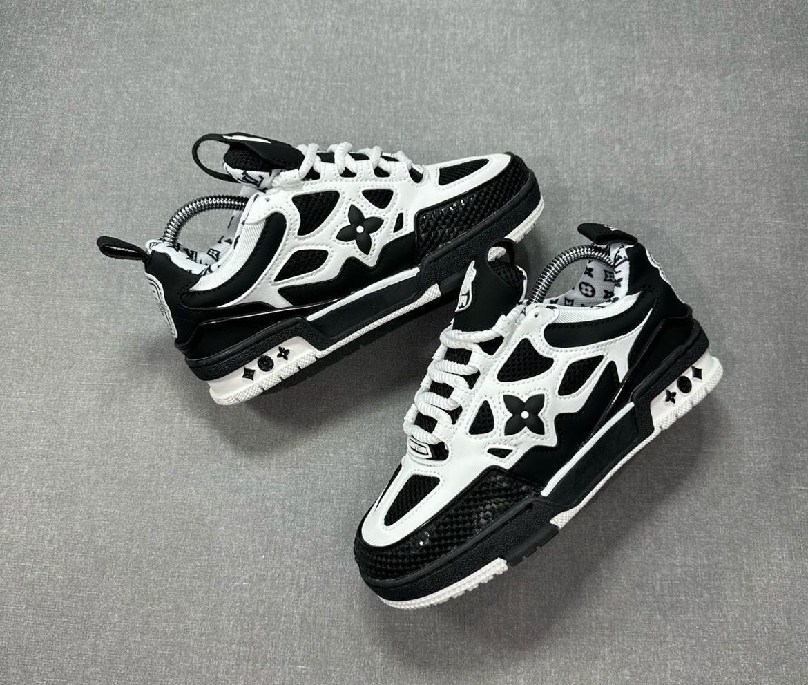 LOUIS VUITTON SKATE INTERIOR MARCADO