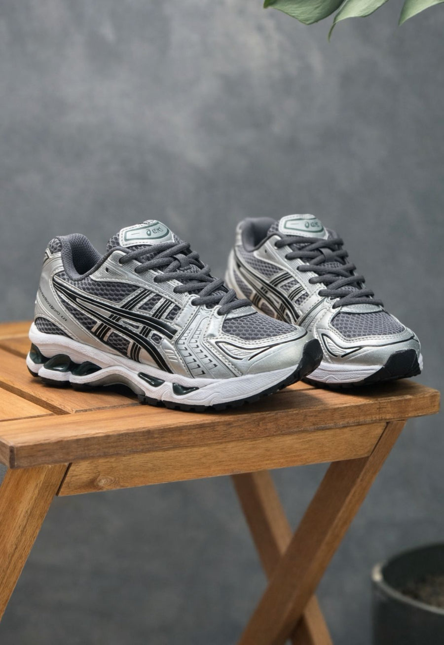 ASICS