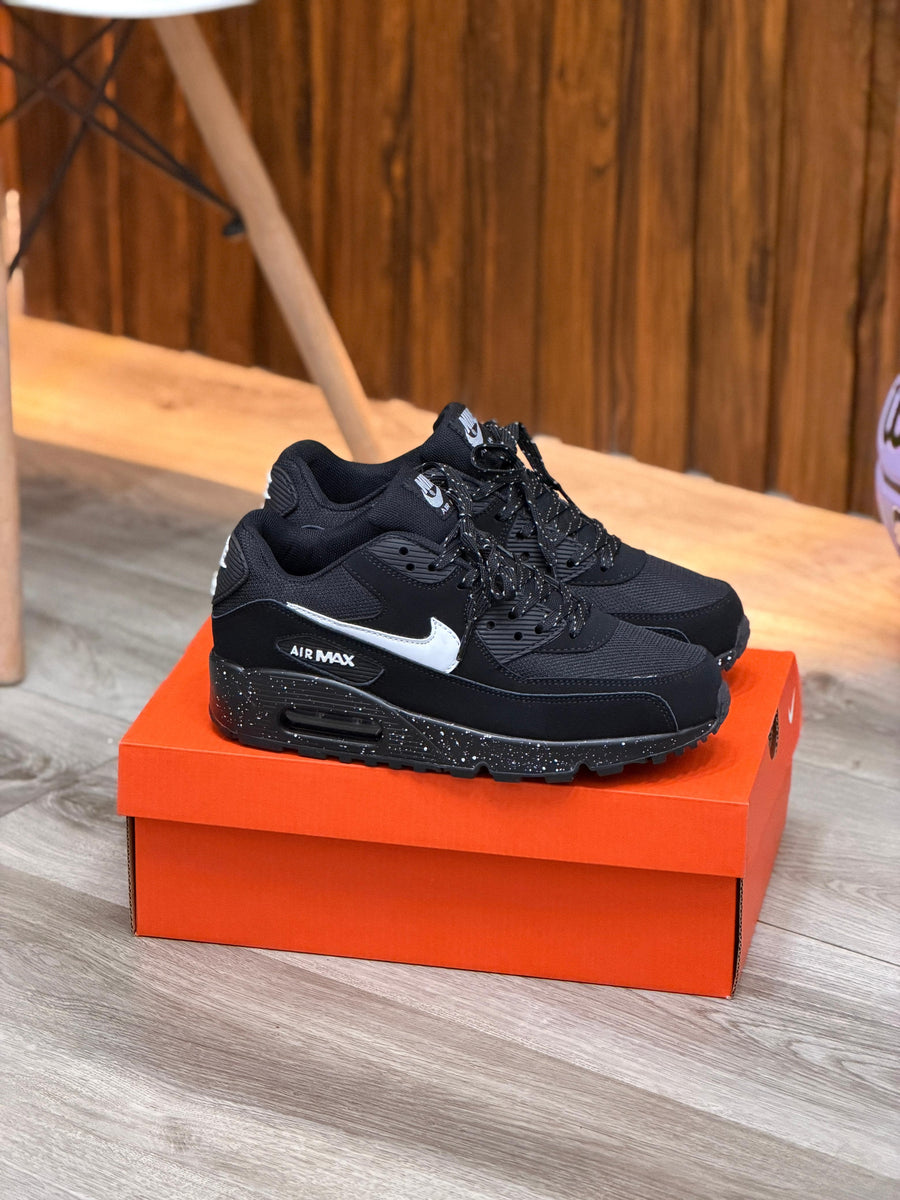 NIKE AIR MAX 90