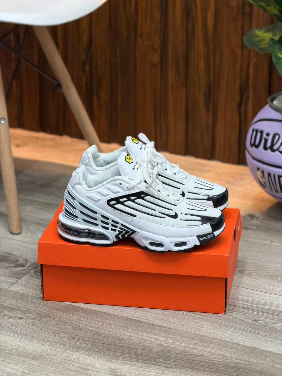 NIKE TN