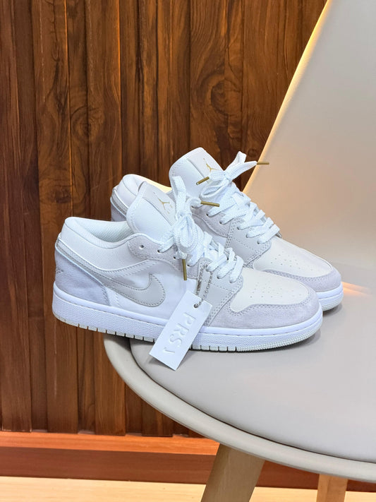 NIKE JORDAN PARIS