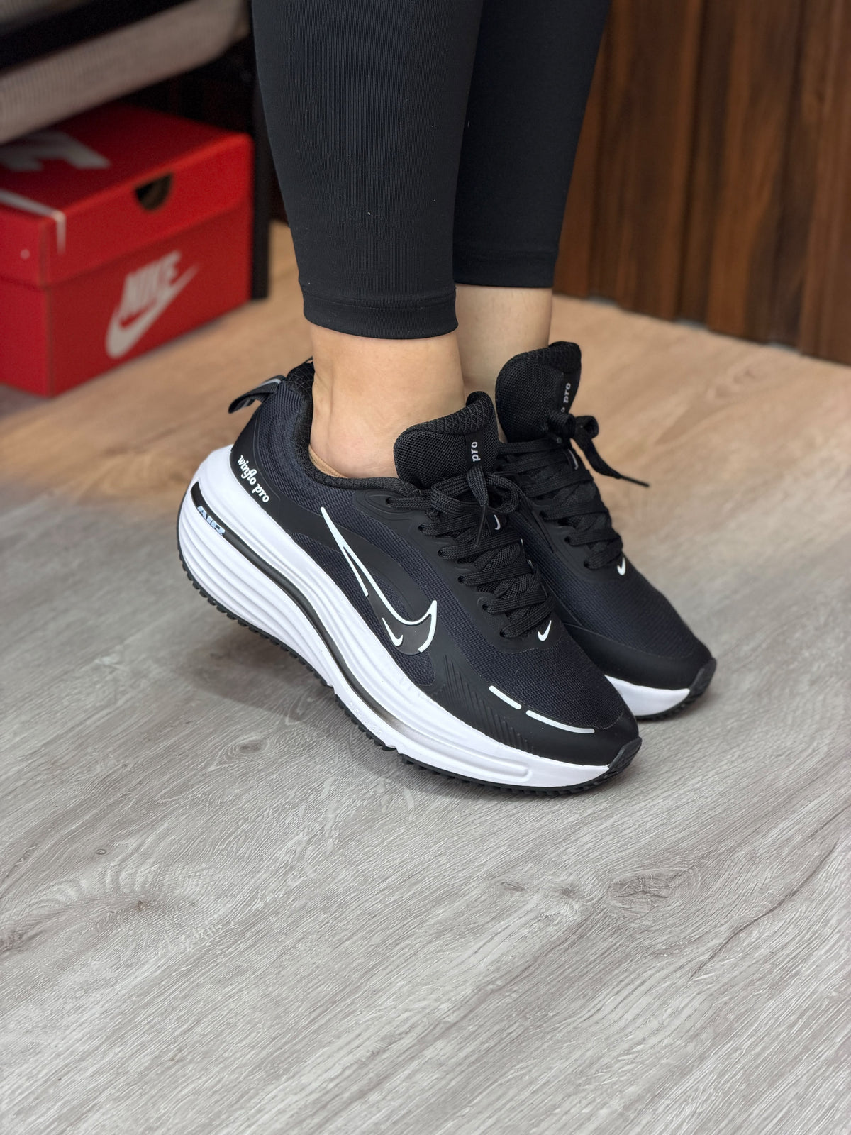 NIKE ZOOM WINFLO